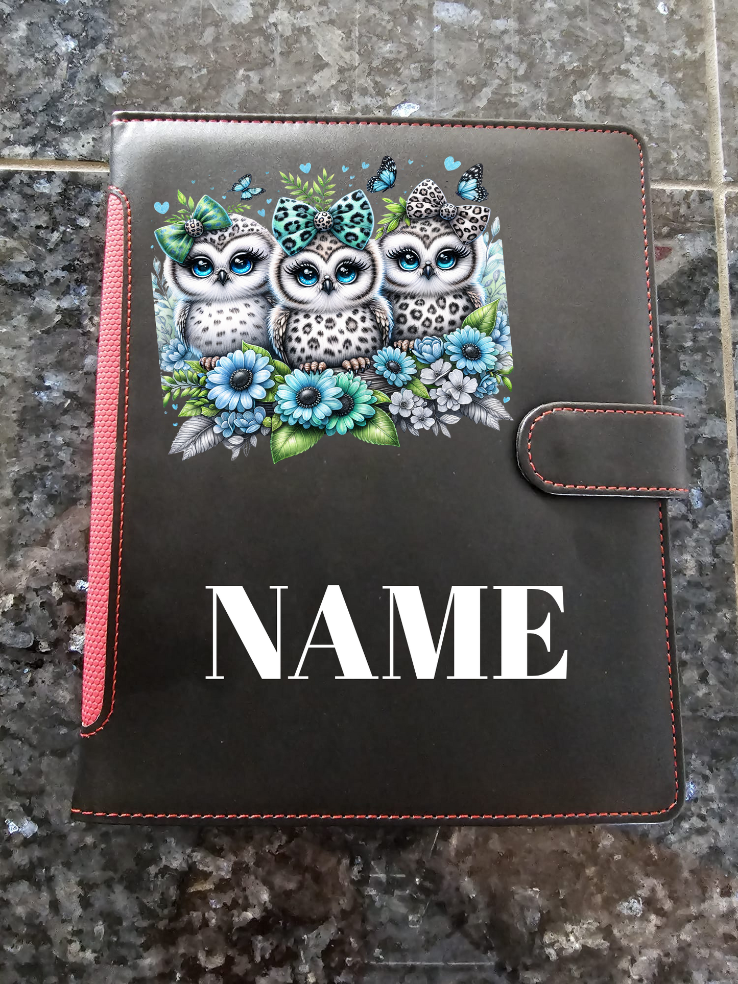 Personalisierte Tablethülle – schwarz-rot